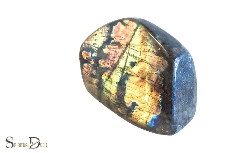 what is the spiritual meaning of labradorite